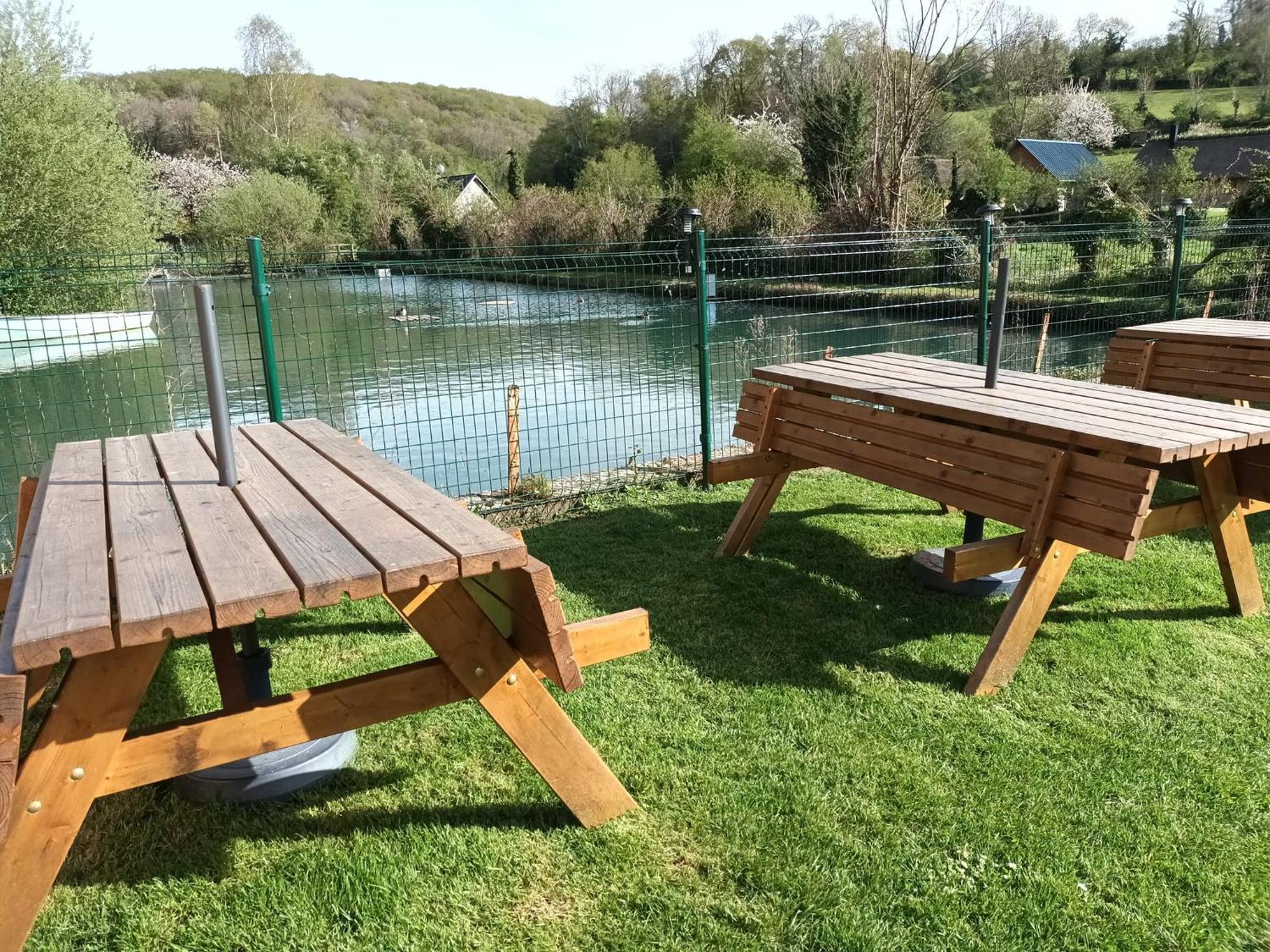 Restaurant & Chambres D'Hotes L'Eau Vive Fatouville-Grestain ภายนอก รูปภาพ